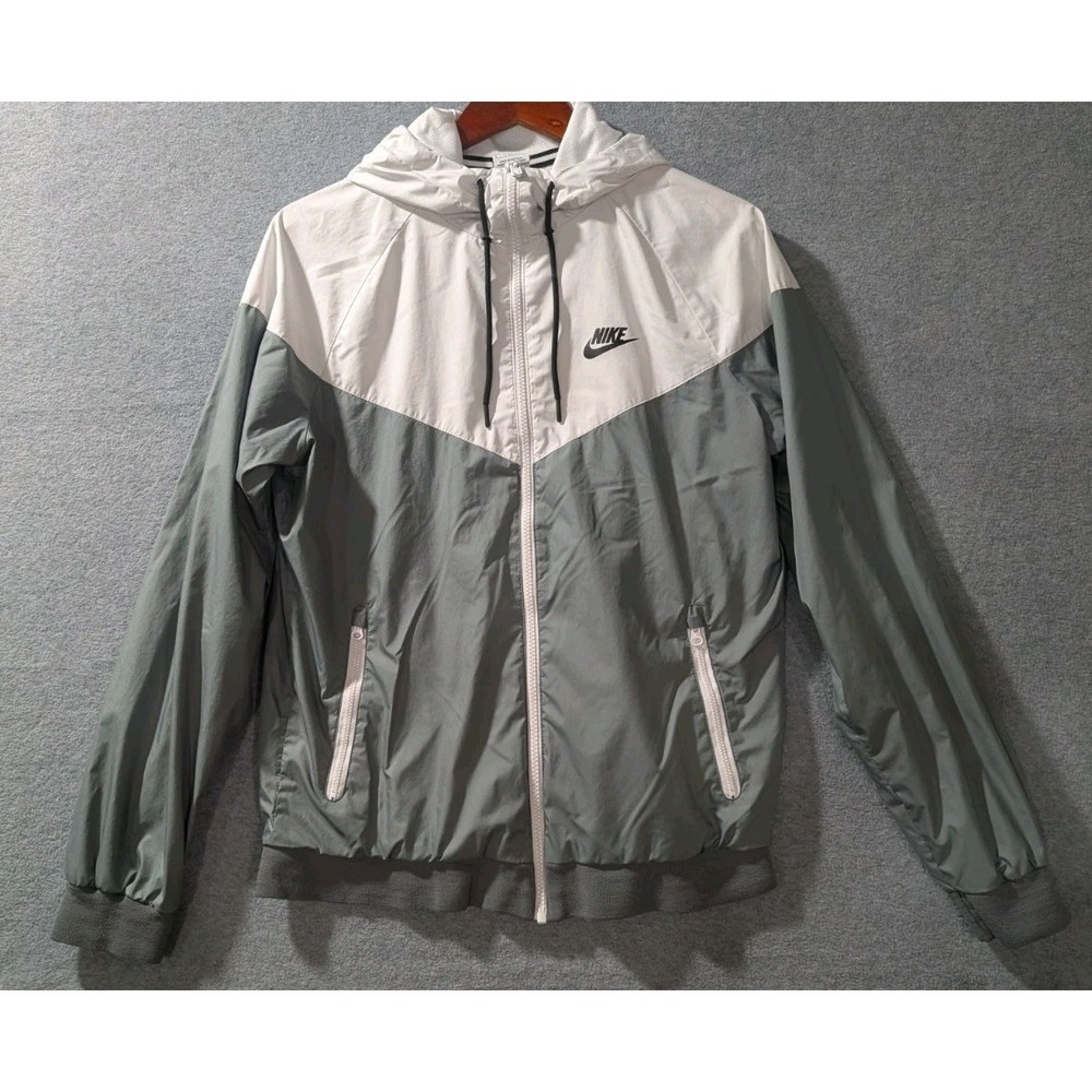 Nike Men's Sportswear Windrunner Hooded Jacket Smoke Grey Size S